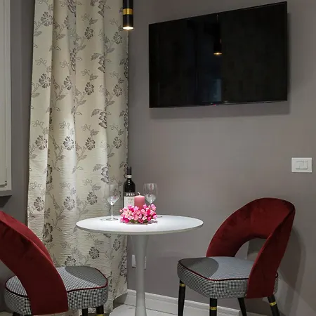 Emerald * 斯特雷萨